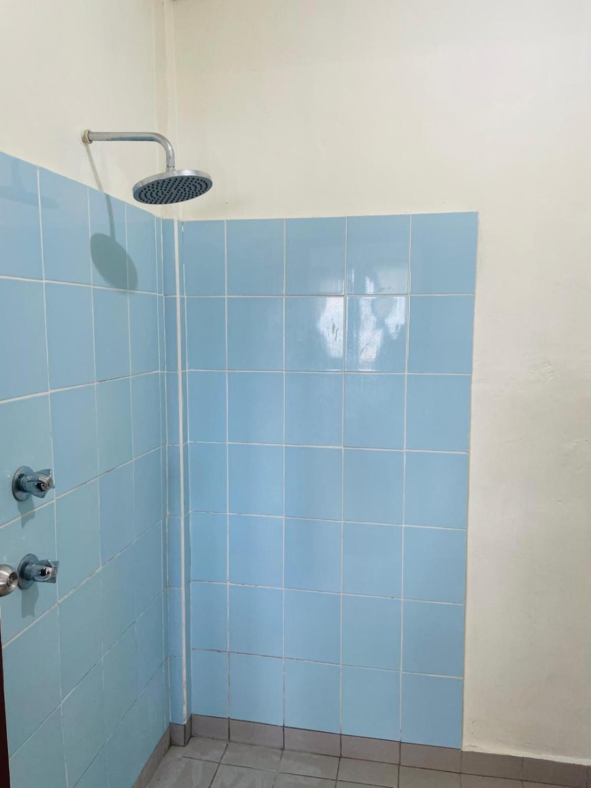 Merdeka House Maluk Habitación foto